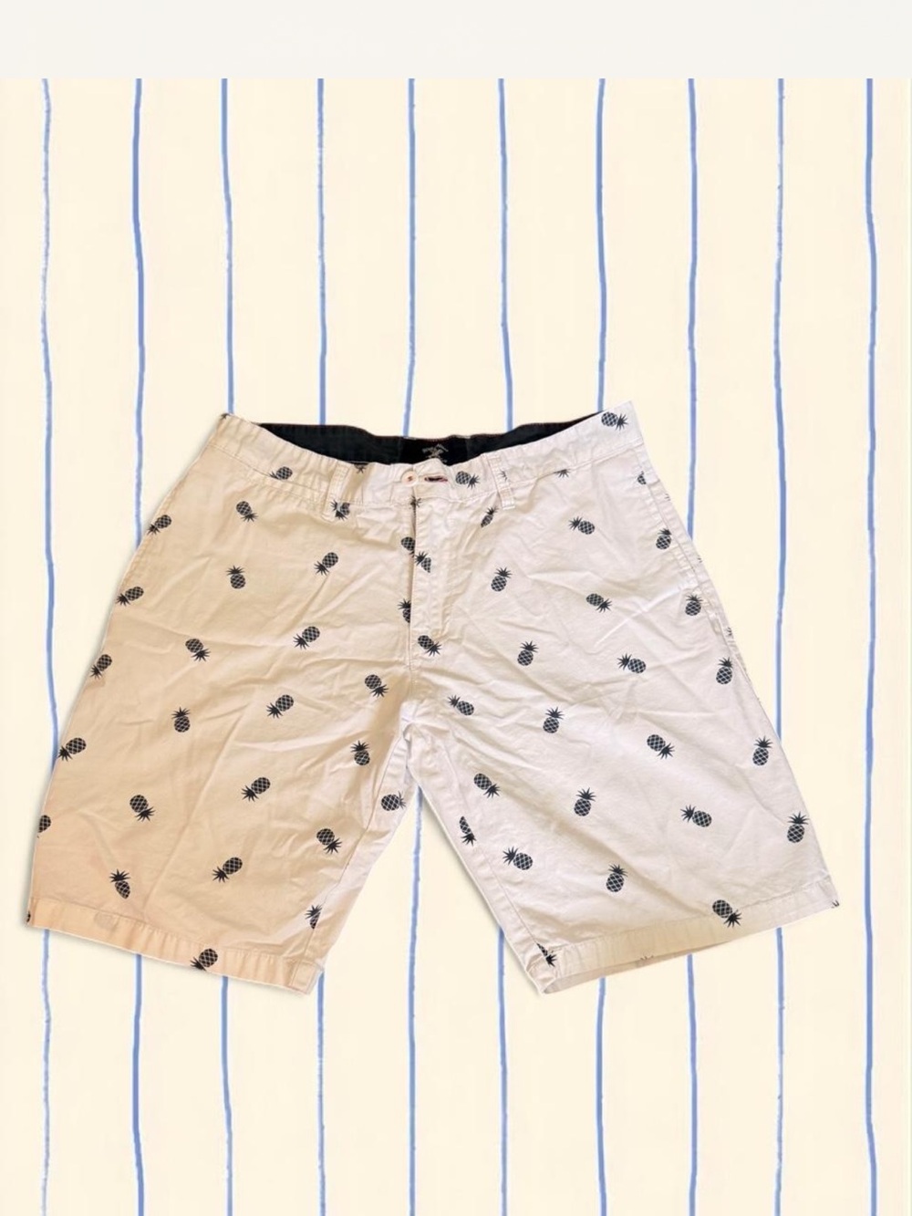 Beverly Hills Polo Club Beige Pineapple Print Shorts